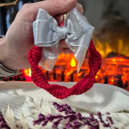 ozdoba makramowa na choinkę z personalizacją